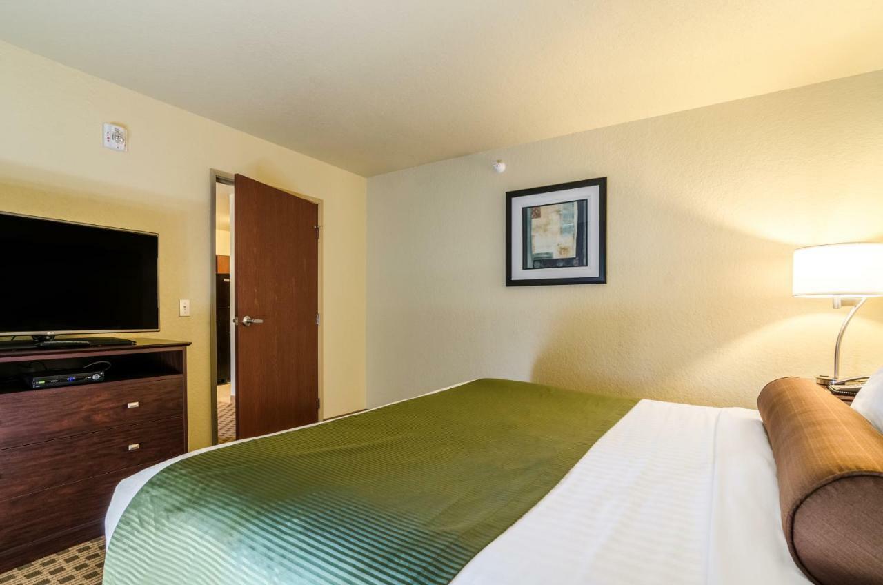Cobblestone Inn And Suites - Eaton Εξωτερικό φωτογραφία