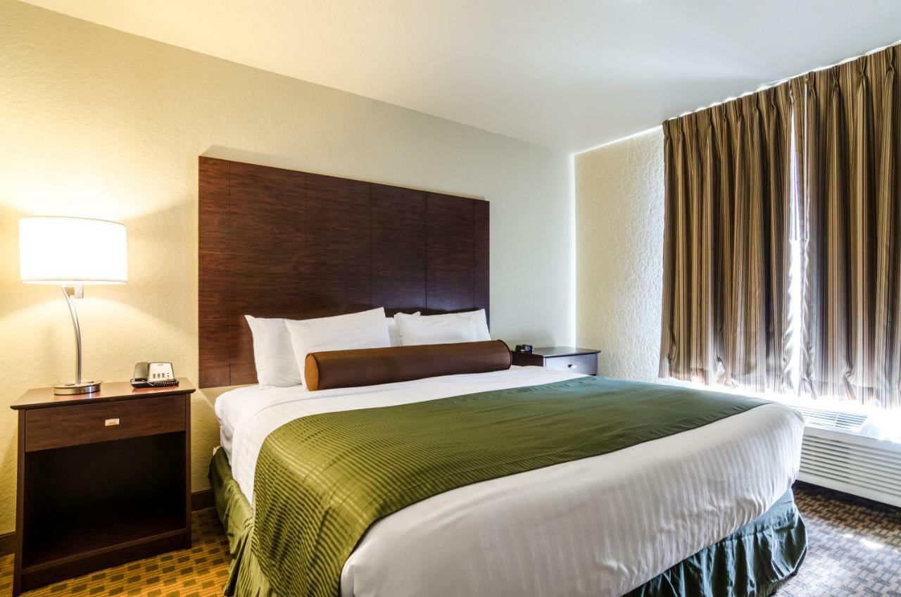 Cobblestone Inn And Suites - Eaton Εξωτερικό φωτογραφία