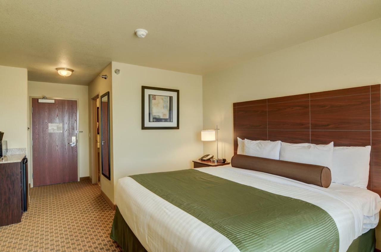Cobblestone Inn And Suites - Eaton Εξωτερικό φωτογραφία